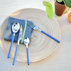 OSAKA 8mm BLEU MENAGERE 24 PCS COUTEAU TABLE